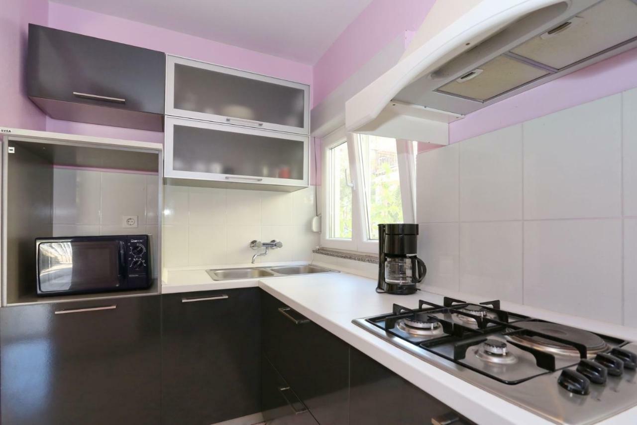 Villa Neyla Вир Екстериор снимка